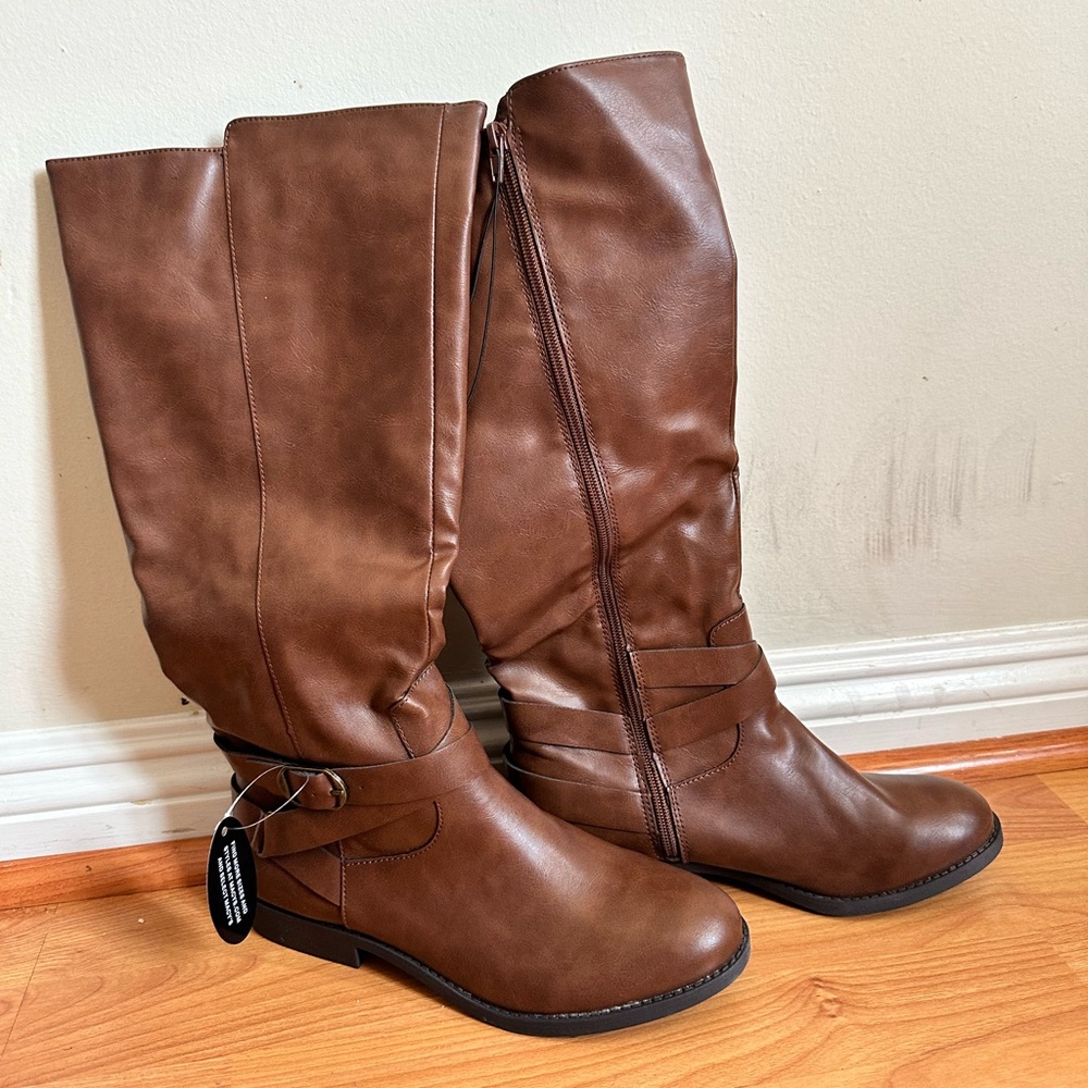 Brand New Brown Faux Leather Boots size 9 1/2
